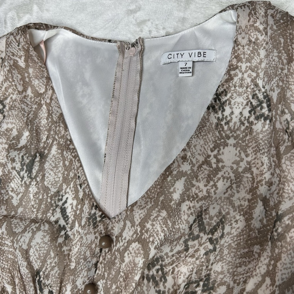 City Vibe Juniors 7 Long Sleeve Brown Snake Skin Fully‎ Lined Dress Short Dress